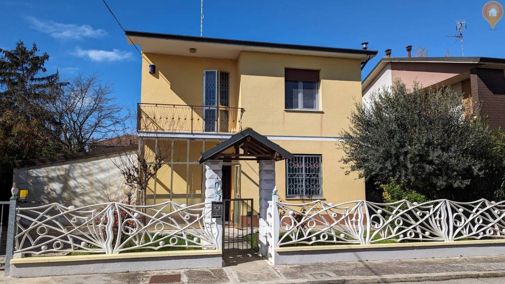 Villa in vendita a Poggio Renatico via Silvio Marchesini, 7