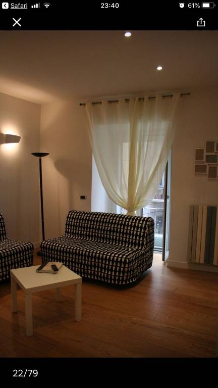 Appartamento in affitto a Napoli via Flavio Gioia