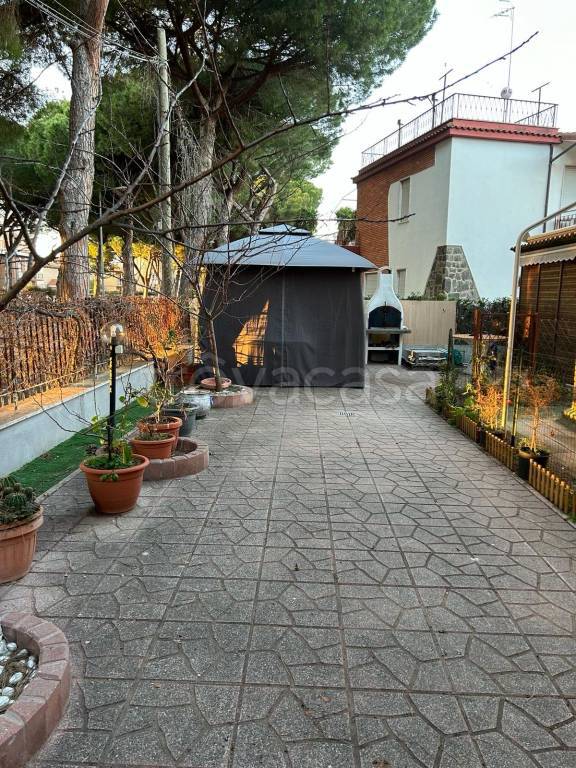 Casa Indipendente in in vendita da privato a Tarquinia viale Mediterraneo, 17