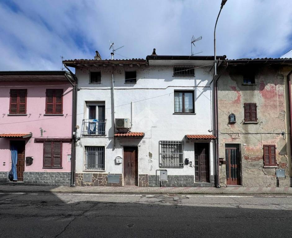 Casa Indipendente in vendita a Casanova Lonati via Roma, 50