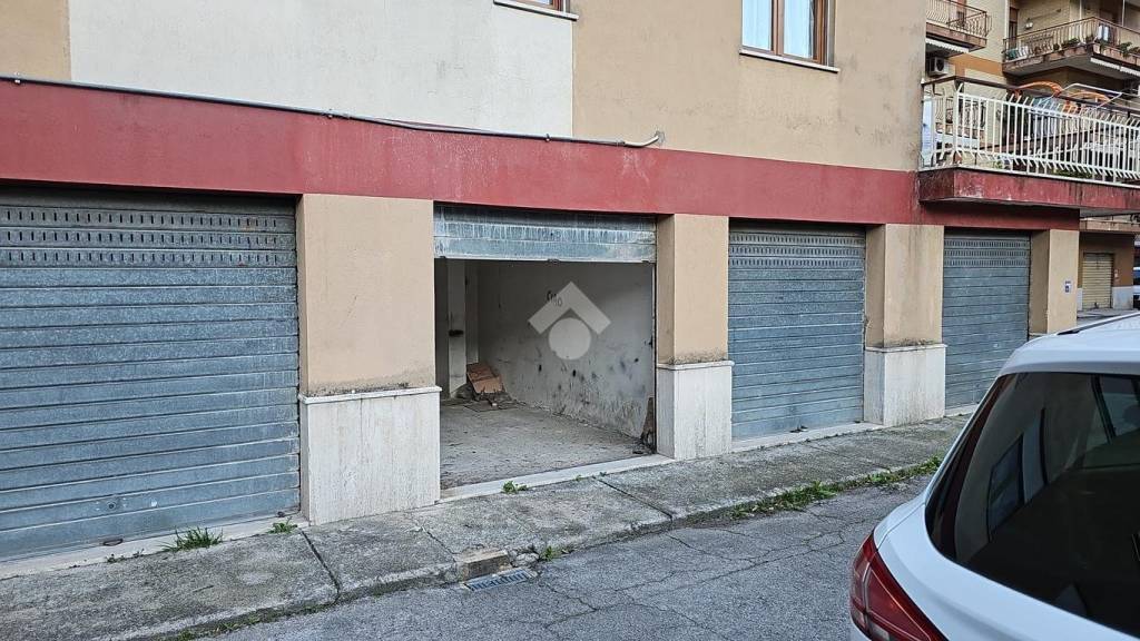 Garage in vendita a Cassino via Tommaso Campanella
