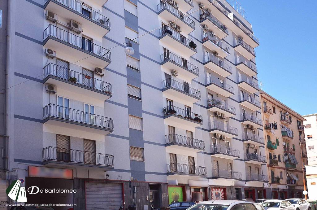 Appartamento in vendita a Taranto via Fratelli Mellone