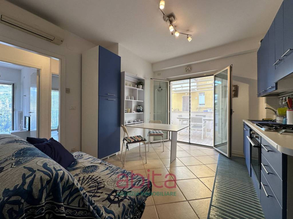 Appartamento in vendita a San Benedetto del Tronto via Alessandro Volta, 142