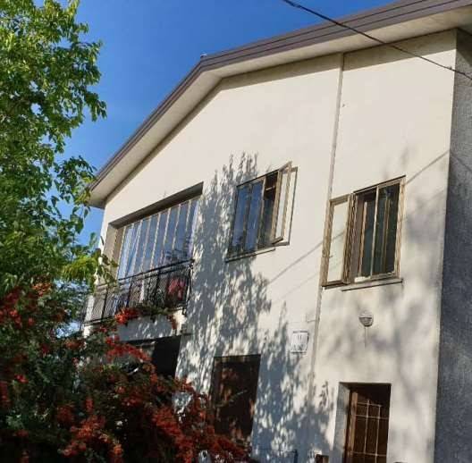 Casa Indipendente in vendita a Pavia di Udine via Casali Caiselli