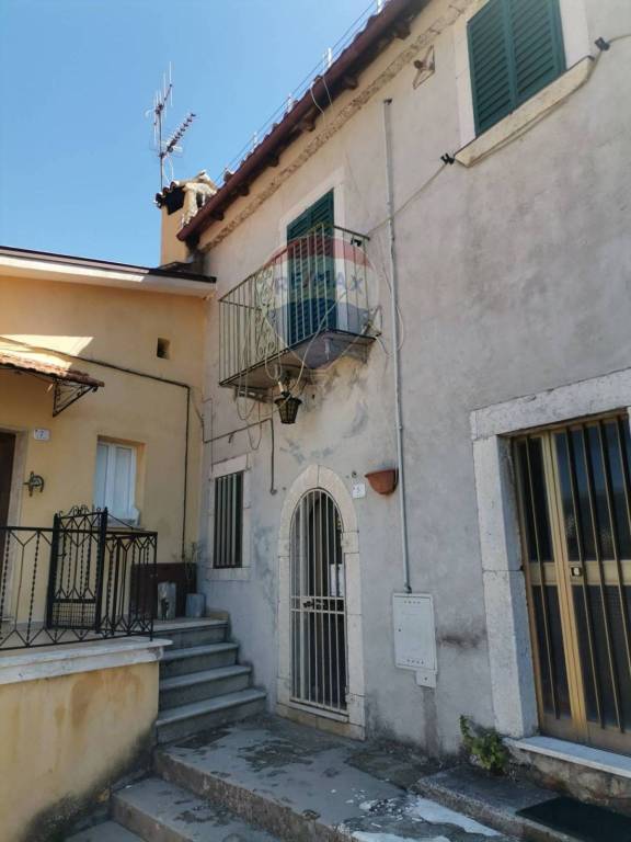 Appartamento in vendita a Barrea via Salita San Rocco, snc