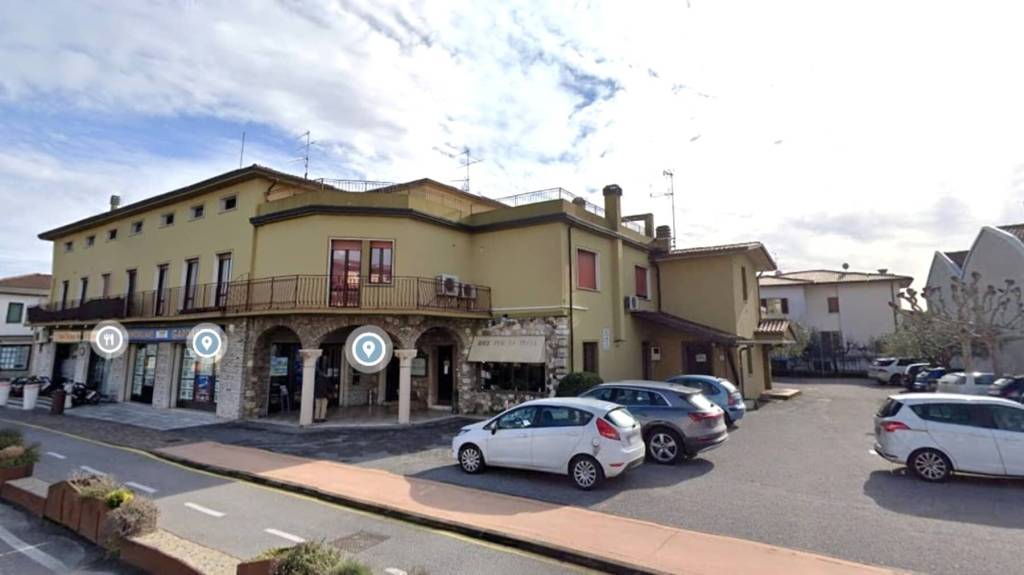 Ufficio in vendita a Sirmione via Brescia 9, 25019