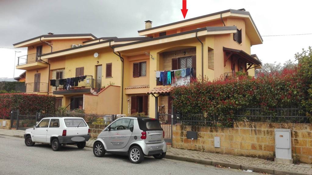 Villa in vendita a Castrolibero contrada Motta s.n.c