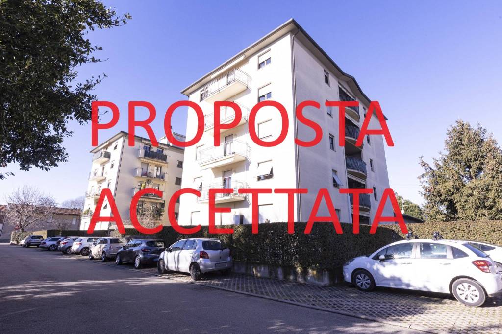 Appartamento in vendita a Gallarate via Olona, 17