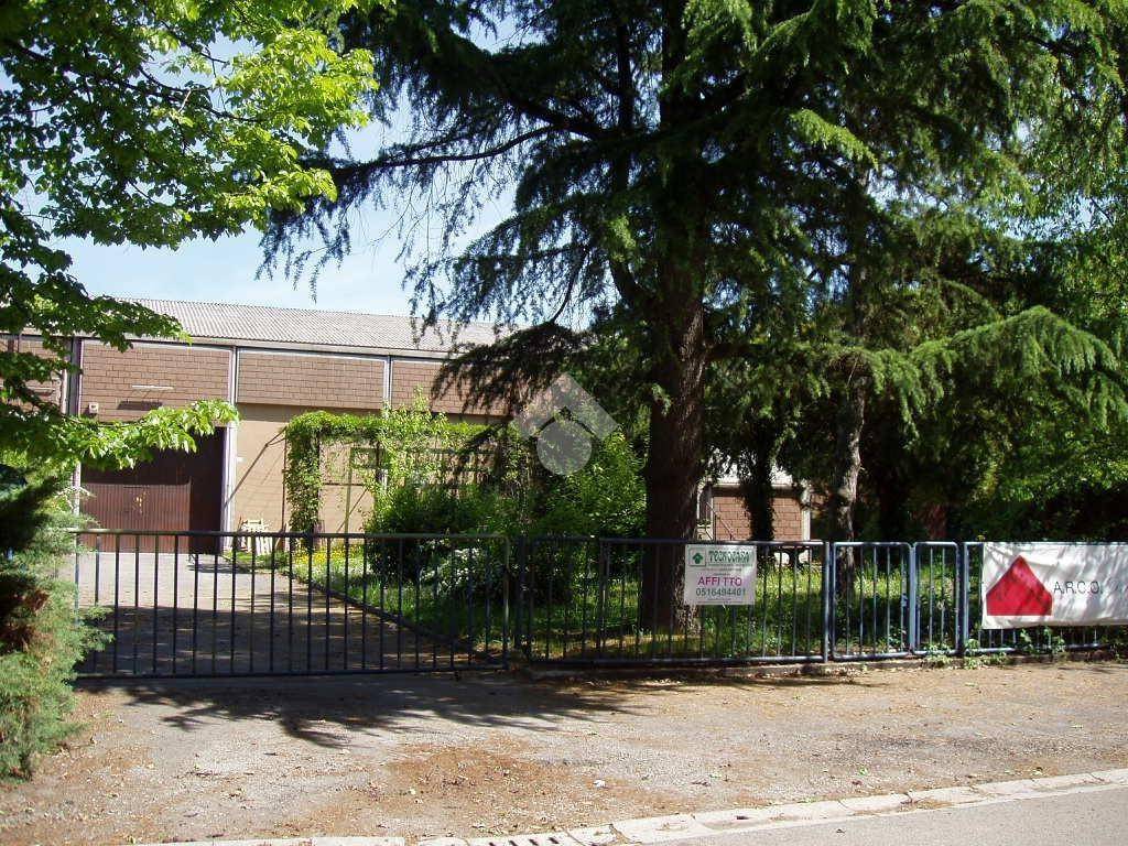 Capannone Industriale in vendita a Castel Maggiore via Fratelli Rosselli, 45