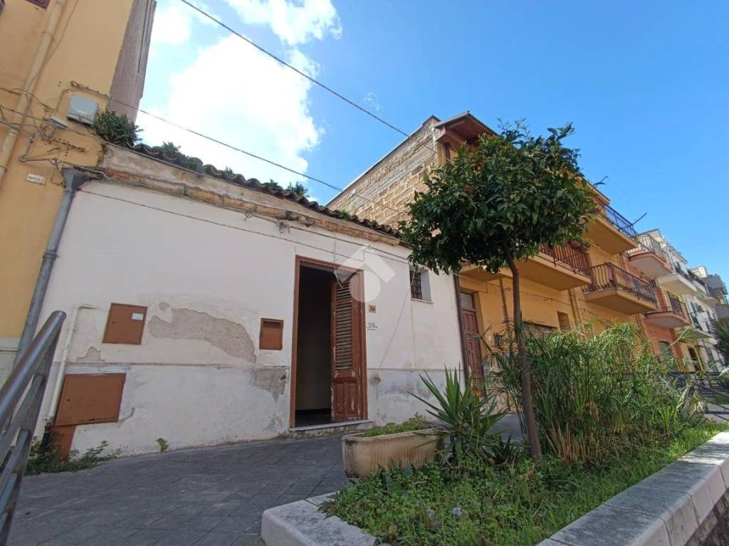 Casa Indipendente in vendita a Ficarazzi corso Umberto I B, 376