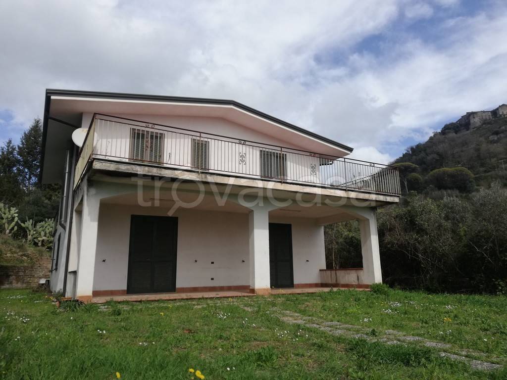 Villa in vendita a Caiazzo via Valardo