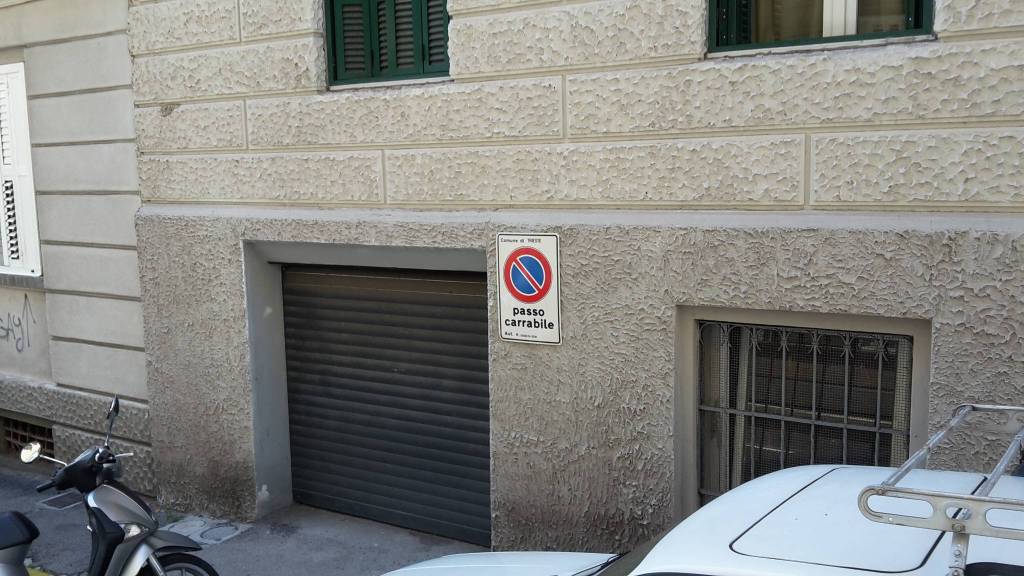 Garage in vendita a Trieste via Vittorio Alfieri, 6