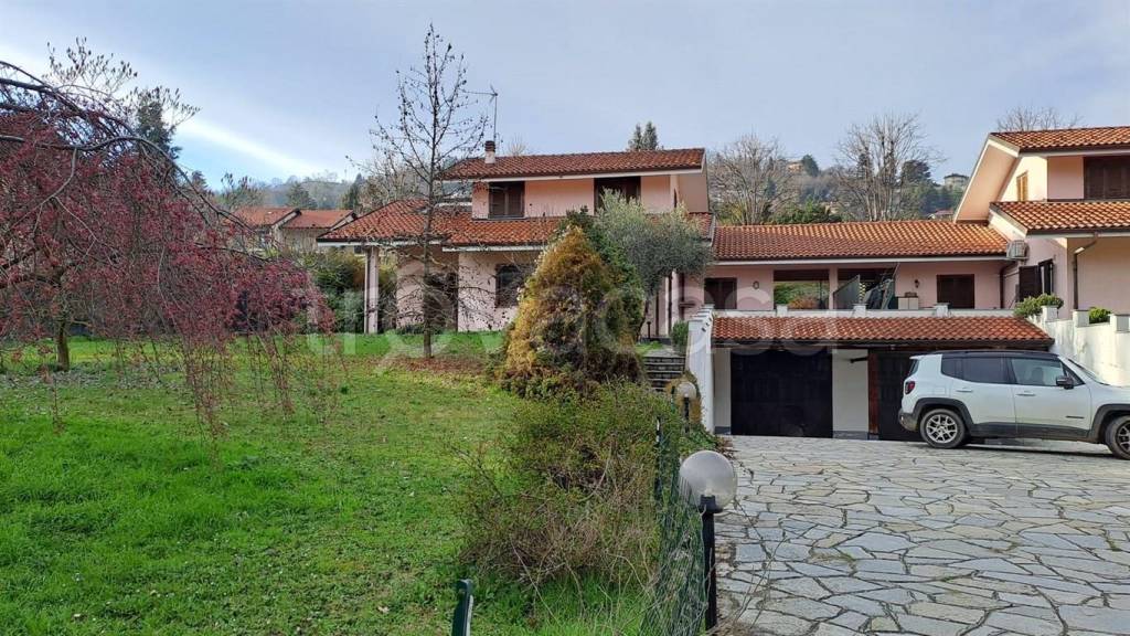 Villa in affitto a Pino Torinese strada san Felice, 76