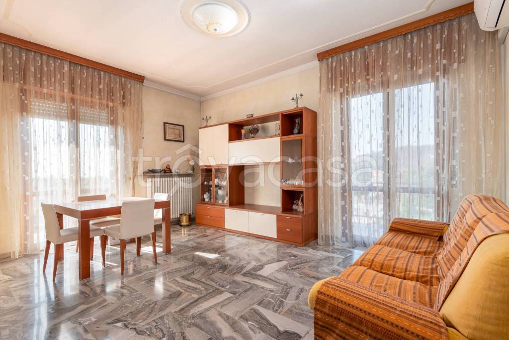 Appartamento in vendita a Mapello via Alcide De Gasperi, 14
