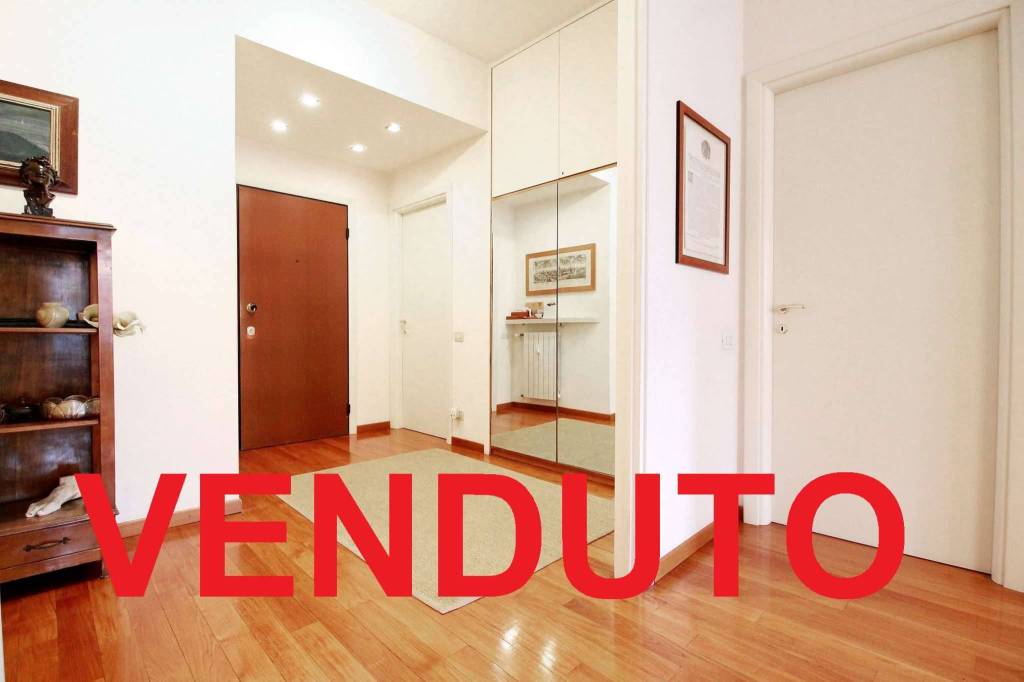 Appartamento in vendita a Merate via Vincenzo Monti 3