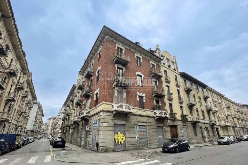 Appartamento in vendita a Torino via pietro giuria 40