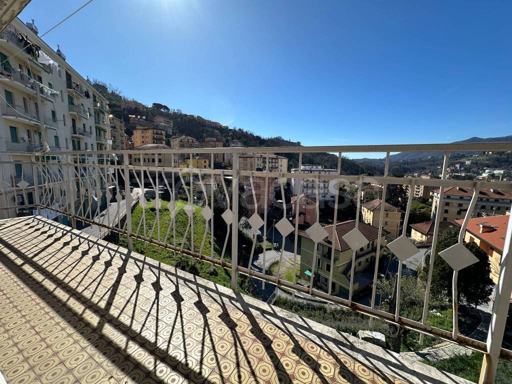 Appartamento in vendita a Genova via Val d'Astico, 15