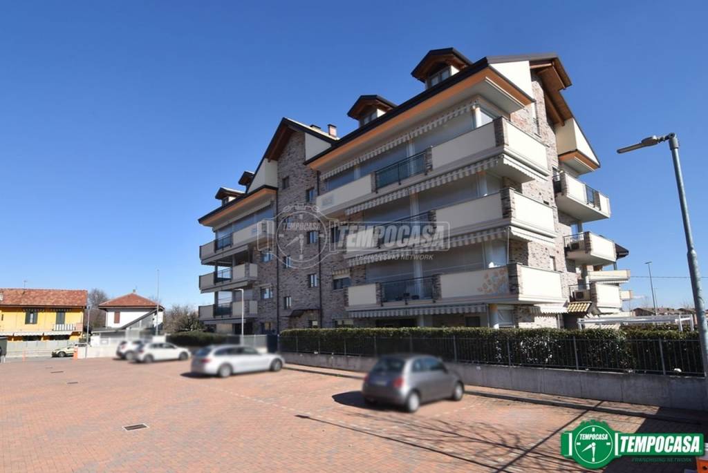 Appartamento in vendita a Caselle Torinese via marco polo