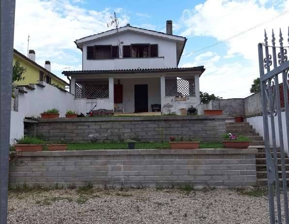Villa in vendita ad Anzio via Cavallo Morto, 5