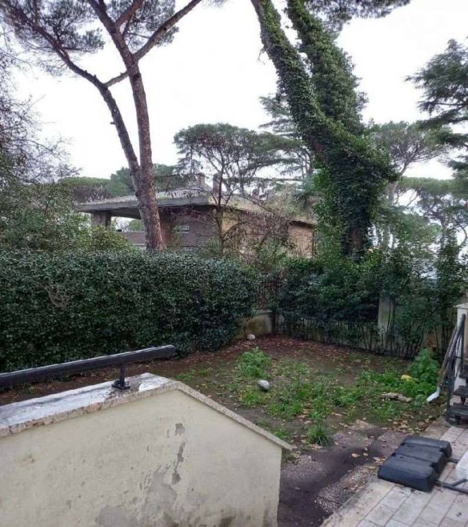Villa all'asta a Roma via Osnago, 29