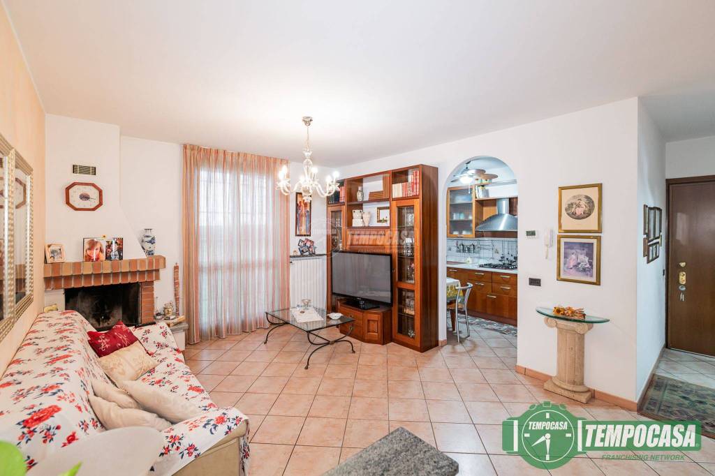 Appartamento in vendita a Salerano sul Lambro via della Moncucca, 16