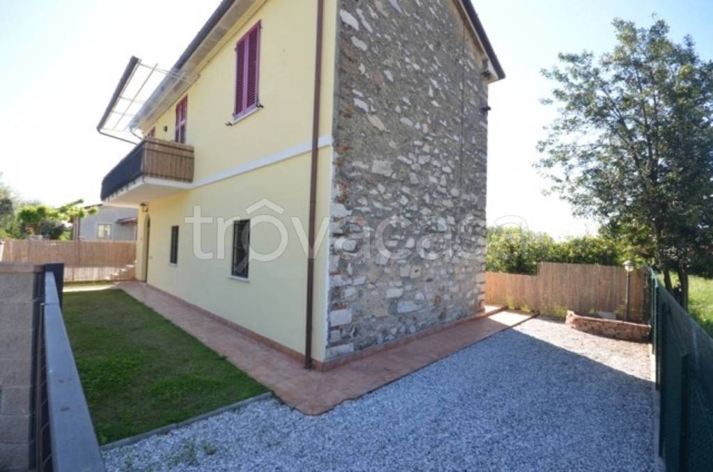 Villa in affitto a Seravezza via Giannetti, 33