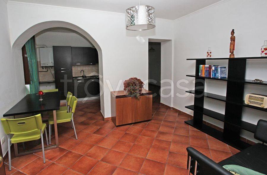 Appartamento in in affitto da privato a Bassano Romano via Roma