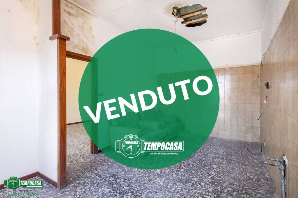 Appartamento in vendita a Carate Brianza via Nazario Sauro, 31