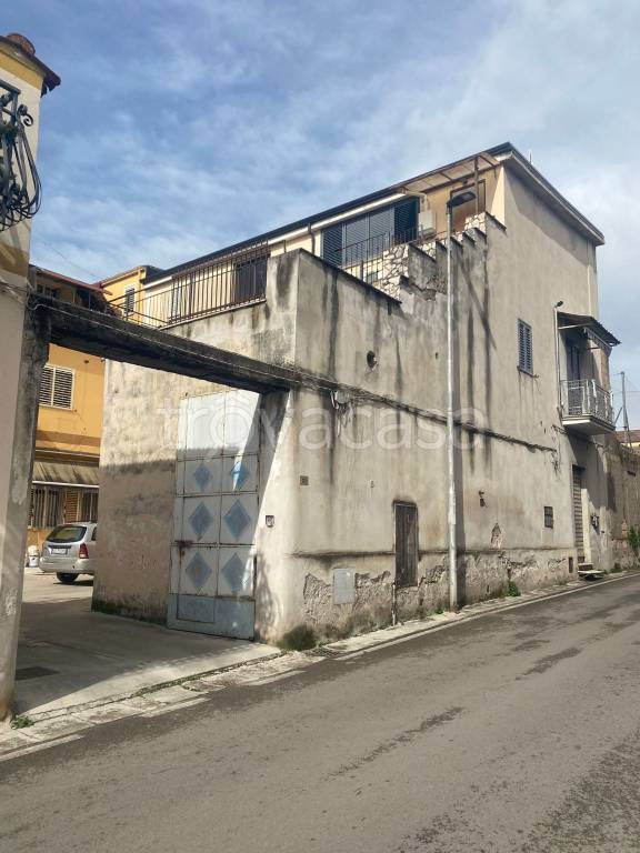 Appartamento in vendita a Macerata Campania via Gorizia