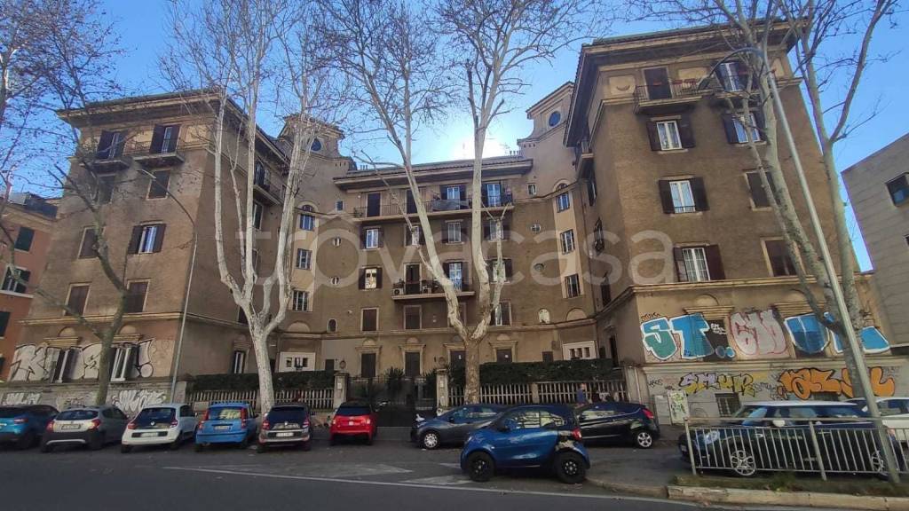 Appartamento in vendita a Roma via Casilina Vecchia