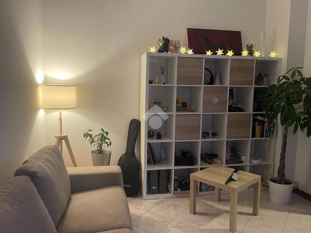 Appartamento in affitto a Milano via vespri siciliani, 31