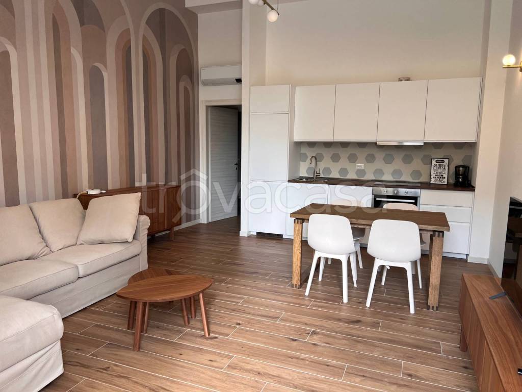 Appartamento in affitto a Milano via Barnaba Oriani, 40