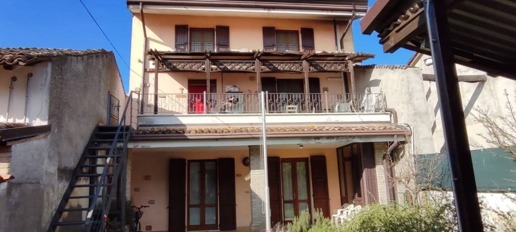 Casa Indipendente in vendita a Remedello via Francesco Crispi