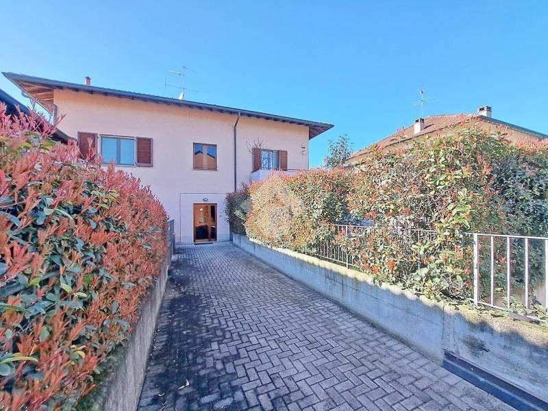 Appartamento in vendita a Cassano d'Adda via Milano, 61
