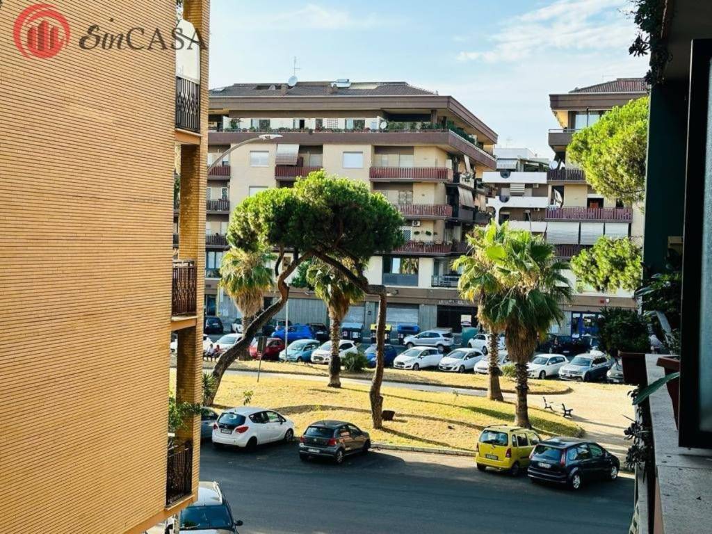 Appartamento in vendita a Roma via Tagaste