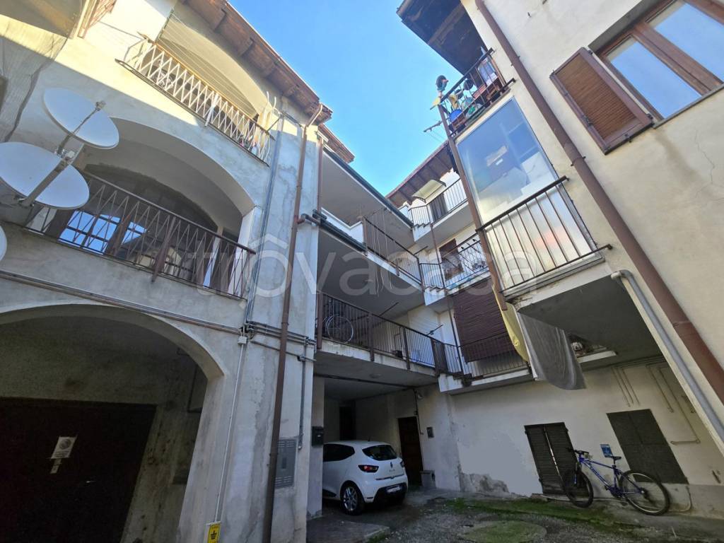 Appartamento in vendita a Cadorago via Magenta, 1