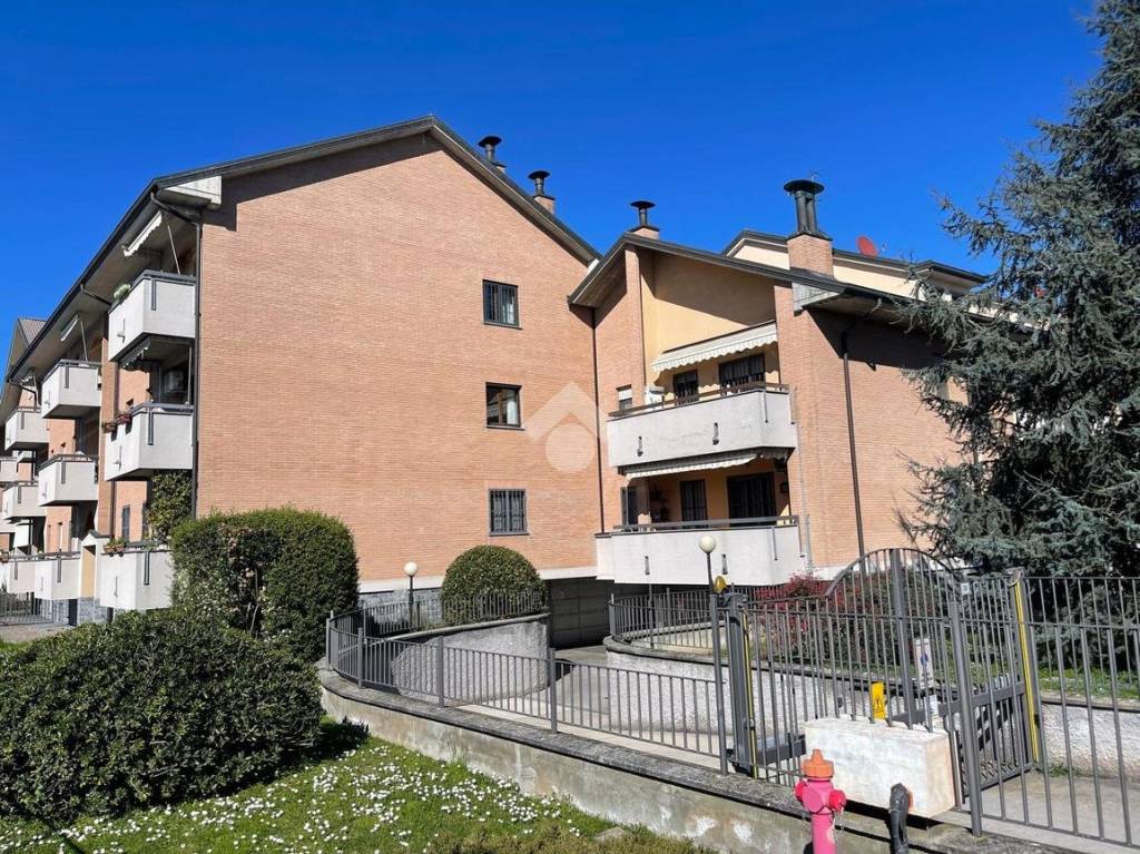 Appartamento in vendita a Siziano via pasolini, 26