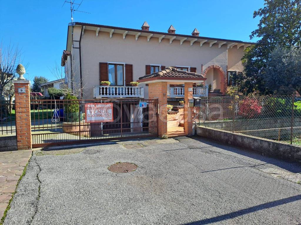 Villa in vendita a Montichiari via dei Zamboni
