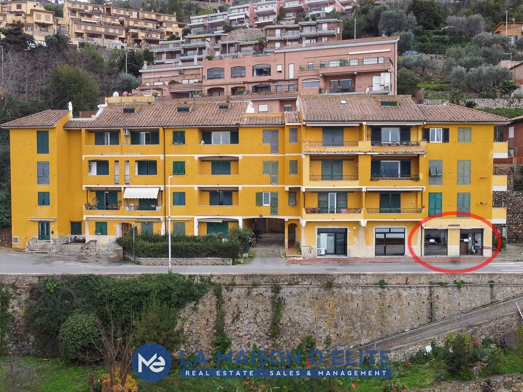 Negozio in vendita a Monte Argentario strada Provinciale Panoramica Porto Santo Stefano, 169