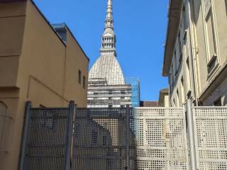 Garage in affitto a torino via sant'ottavio, 7