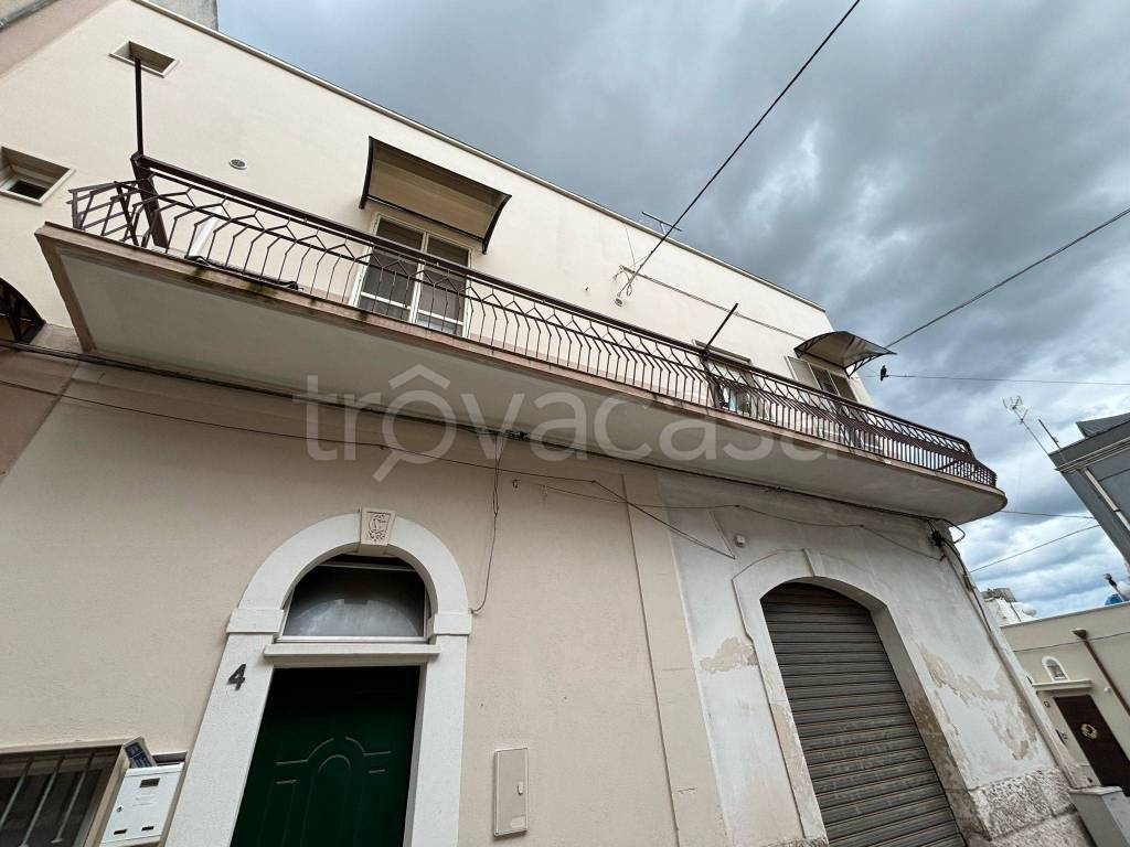 Appartamento in vendita a Carovigno via Generale Alfonso La Marmora