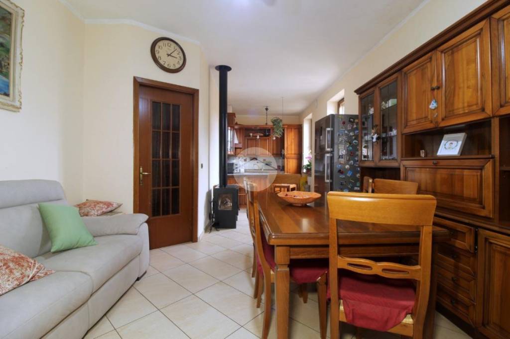Appartamento in vendita a Sommariva del Bosco vicolo Barletta, 10