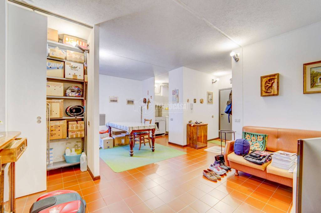 Appartamento in vendita a Sesto Calende via San Vincenzo