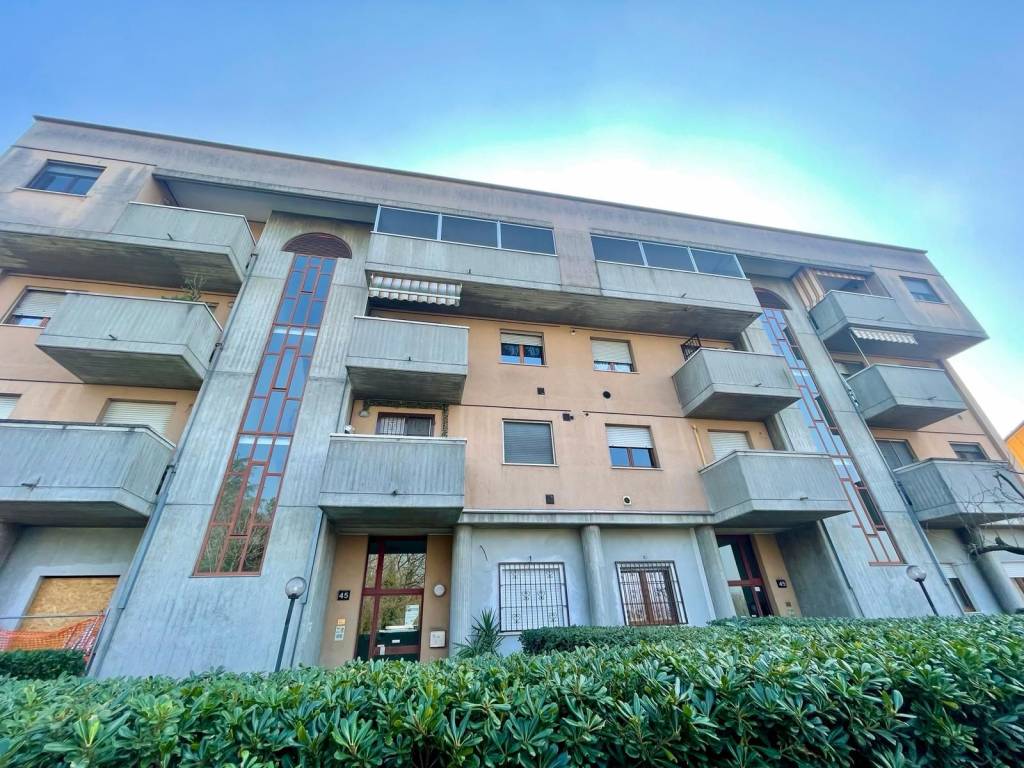 Appartamento in vendita a Milano via Benedetto Diotti 45