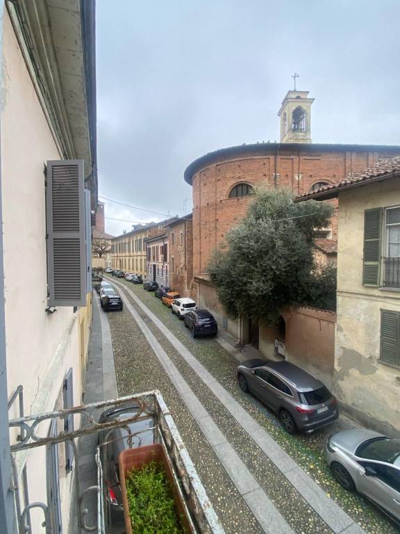 Appartamento in vendita a Pavia via Pasquale Massacra