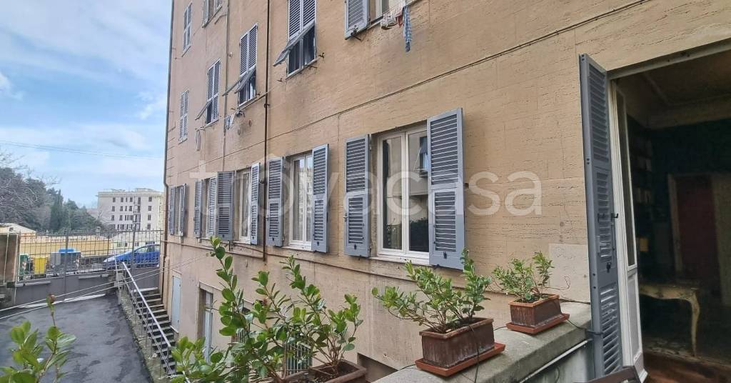 Appartamento in affitto a Genova via Oberto Cancelliere