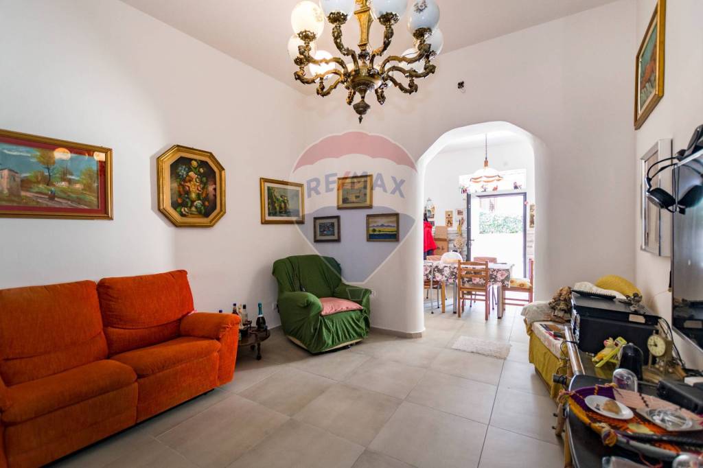 Casa Indipendente in vendita a Palermo via Grifone, 25