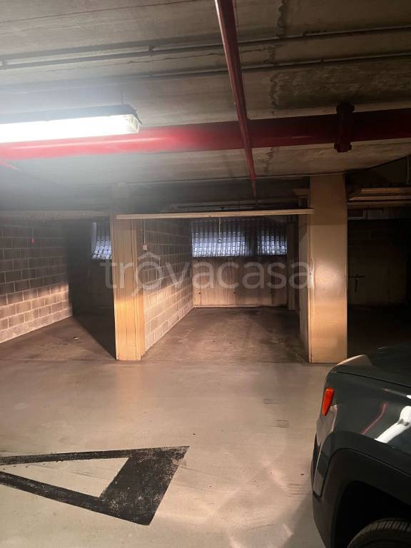 Garage in vendita a Parma viale Paolo Toschi