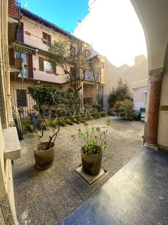 Appartamento in vendita a Pavia via Porta Marica