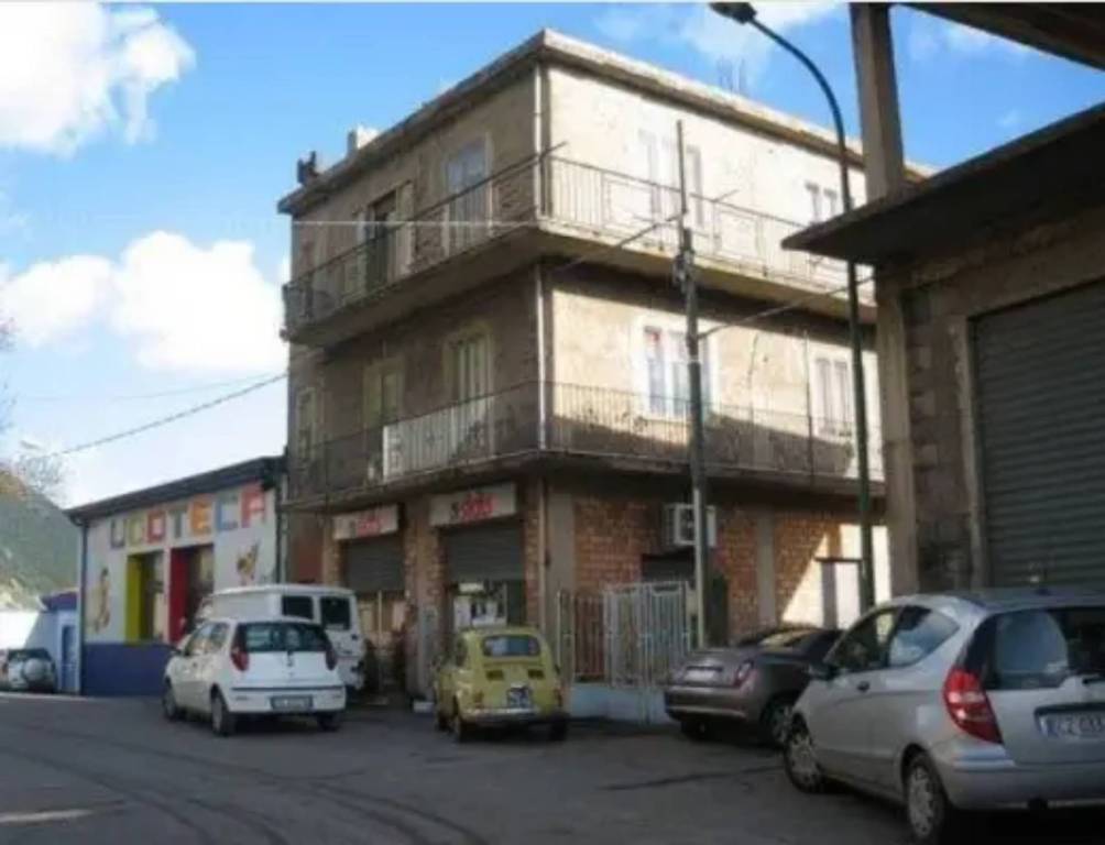 Casa Indipendente in vendita ad Arzana via Monsignor Virgilio
